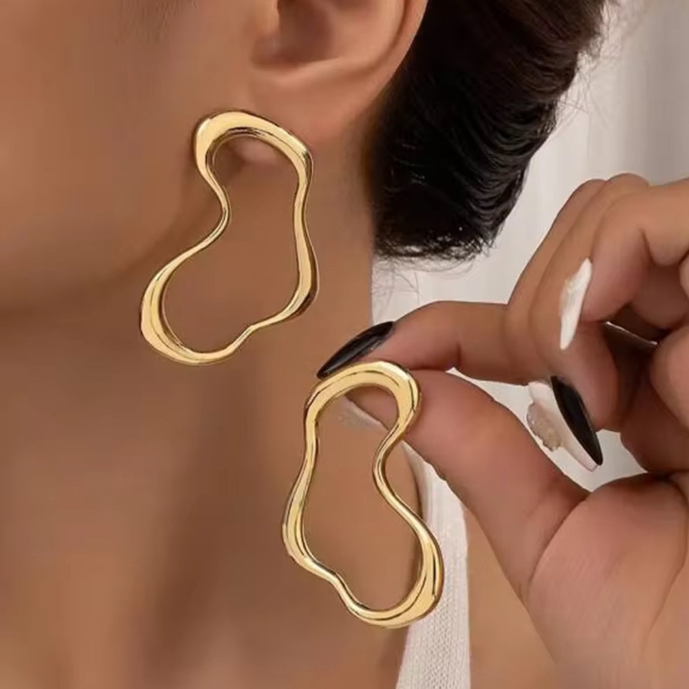 Anthropologie Squiggle Post Earrings Modern Gold Wavy Hoop AP10